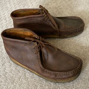 Clarks Original Wallabee leather chukka boots, Men's 10.
